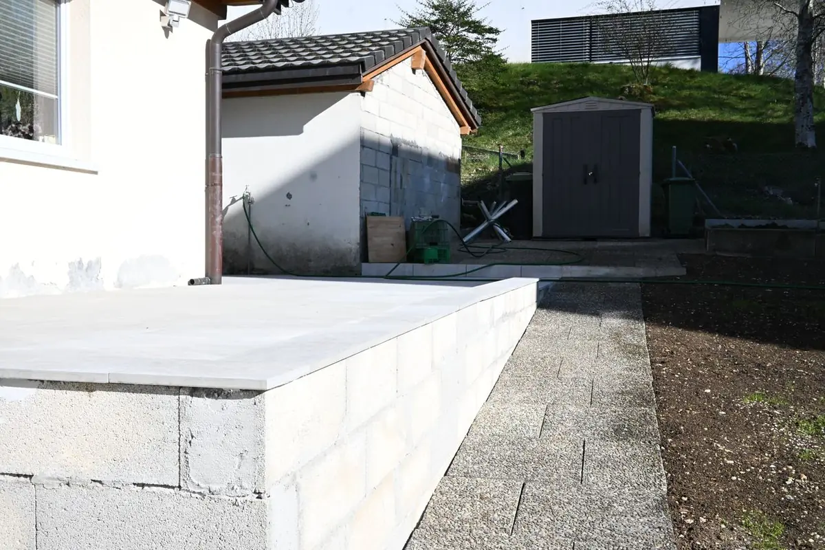 Aménagement de jardin et de terrasse, canton de Neuchâtel – après intervention